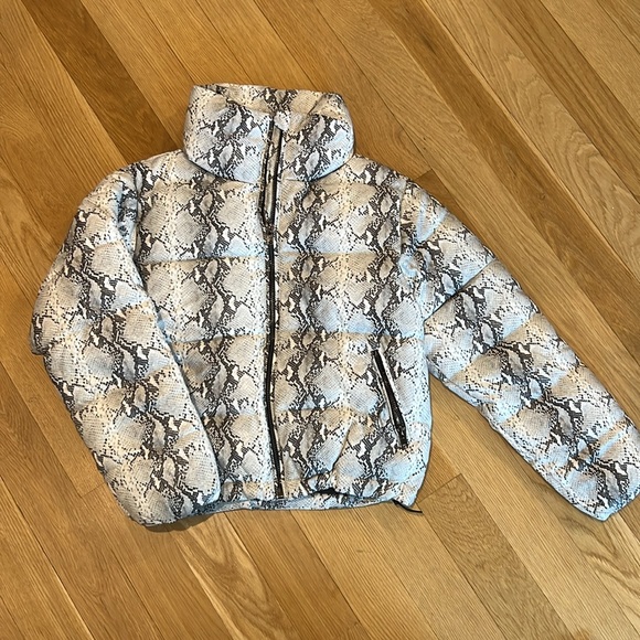 Glamorous Snakeskin Puffer Jacket XS - Picture 2 of 4